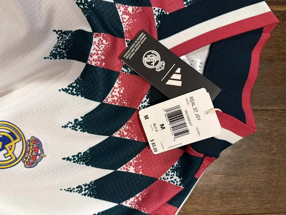 Medium - Adidas Real Madrid Stadium Jersey White